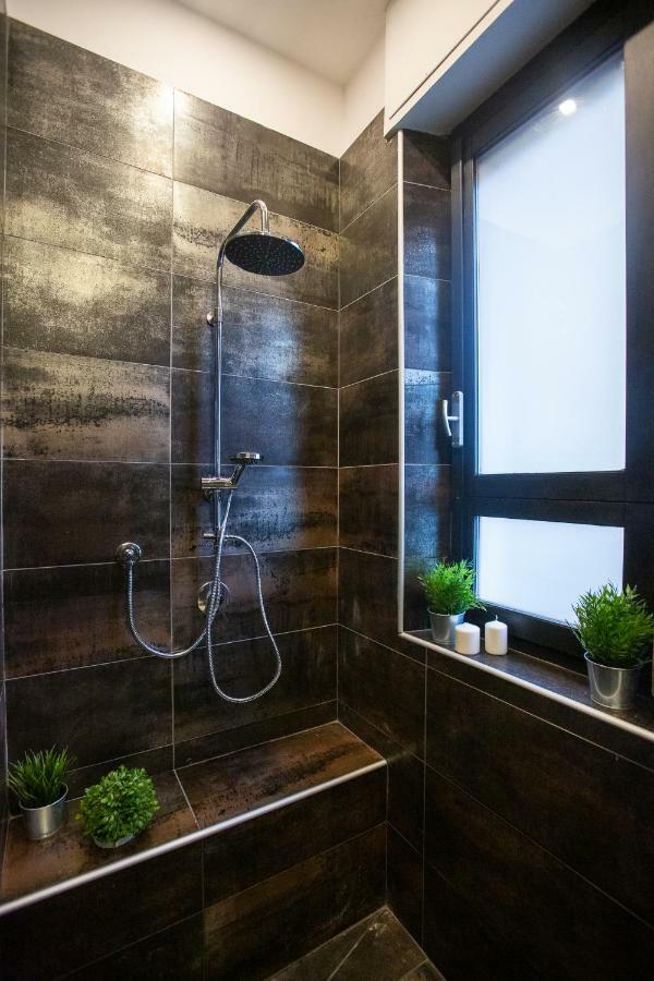 Apartment Mamiani 6 Milan Bagian luar foto